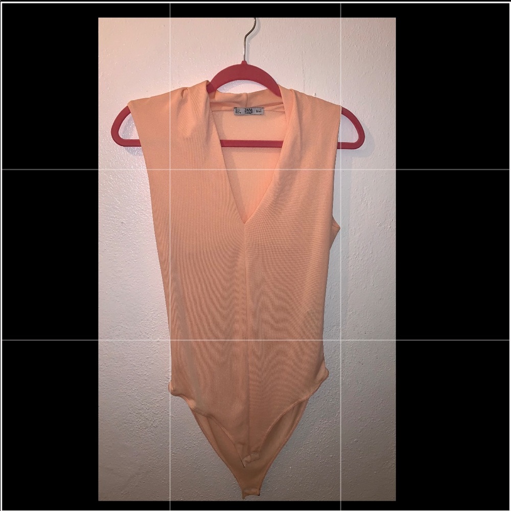 Never worn Zara Bodysuit